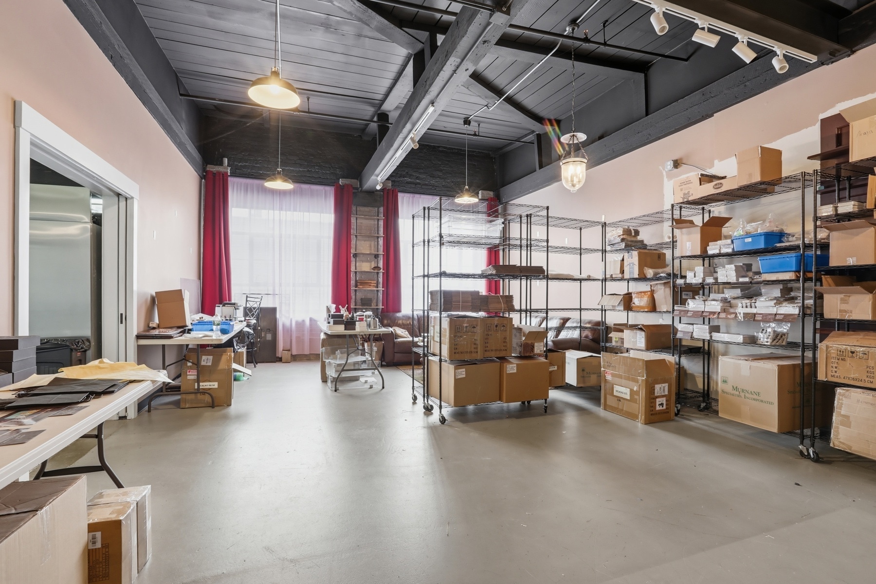 6 Chestnut St, Amesbury, MA for lease Interior Photo- Image 1 of 7