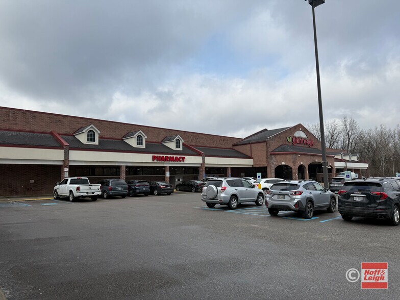 50 W Bridge St, Berea, OH à louer - Photo du bâtiment - Image 2 de 15