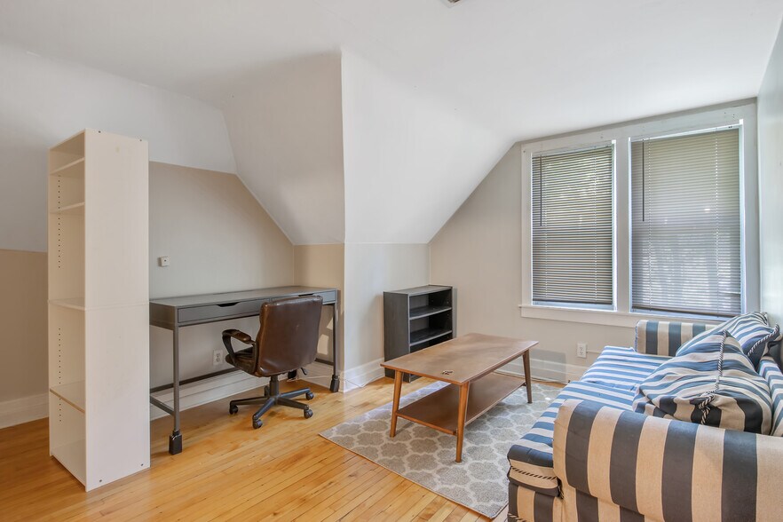 101 Comstock Ave, Syracuse, NY à vendre - Photo du bâtiment - Image 3 de 37