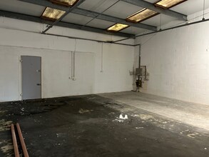 Carlisle Rd, Brampton à louer Photo intérieure- Image 2 de 5