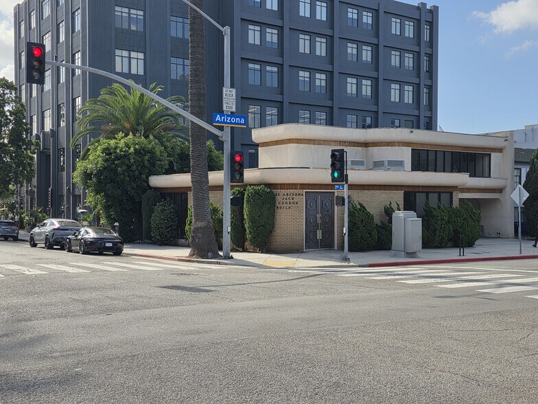 632 Arizona Ave, Santa Monica, CA à louer - Photo du bâtiment - Image 2 de 8