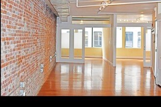 76 Summer St, Boston, MA for lease Interior Photo- Image 1 of 3