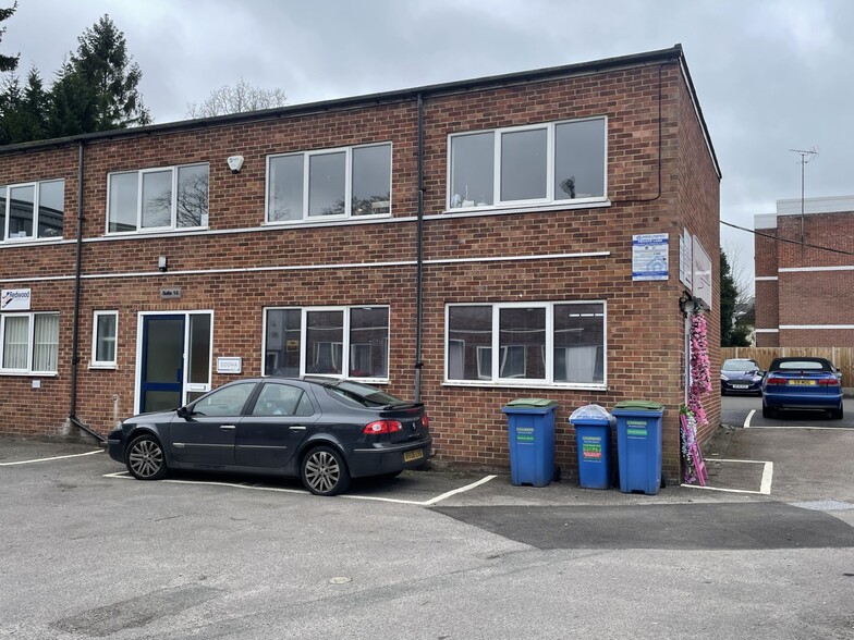 55 Fleet Rd, Fleet for lease - Primary Photo - Image 1 of 3