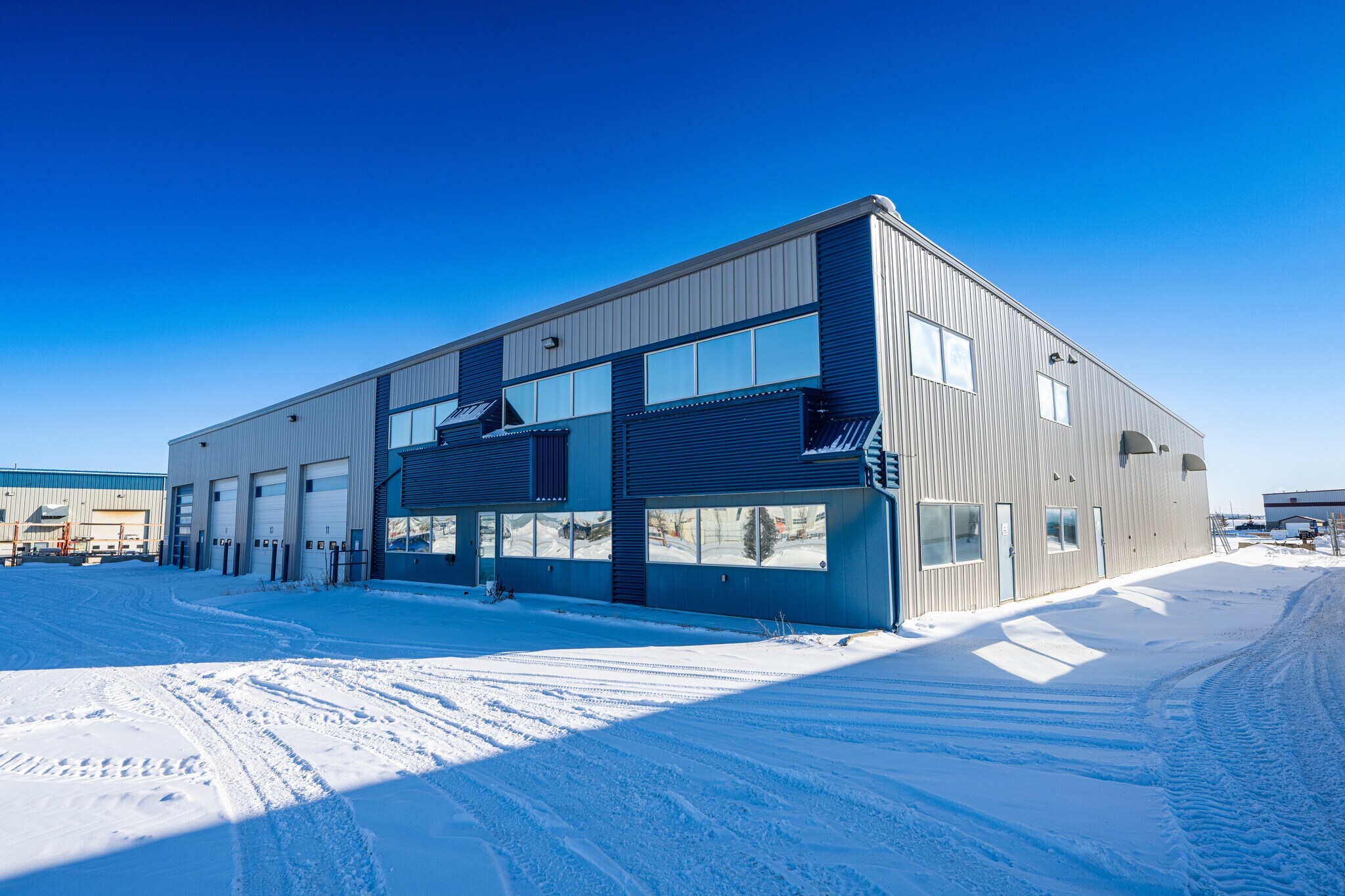 10211 88 Av, Clairmont, AB à louer Photo du bâtiment- Image 1 de 4