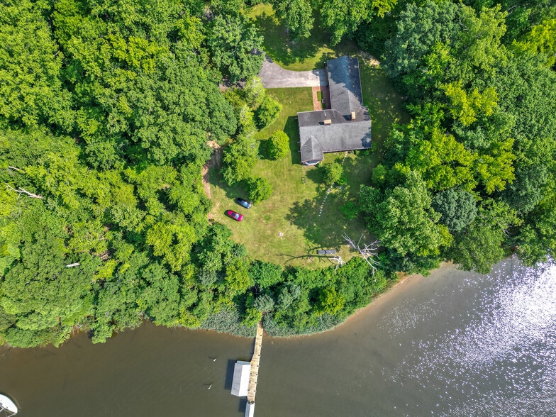 27 Old South River Rd, Edgewater, MD for sale - Building Photo - Image 3 of 17
