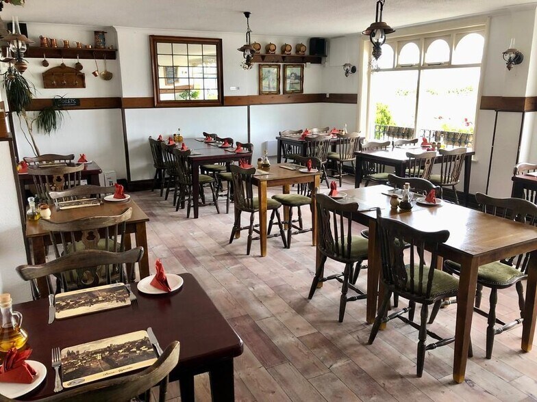 30 St. Thomas St, Ryde à vendre - Photo du bâtiment - Image 2 de 6