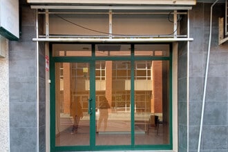 Commerce de détail dans Sant Andreu de la Barca, Barcelona à louer Photo intérieure- Image 1 de 6