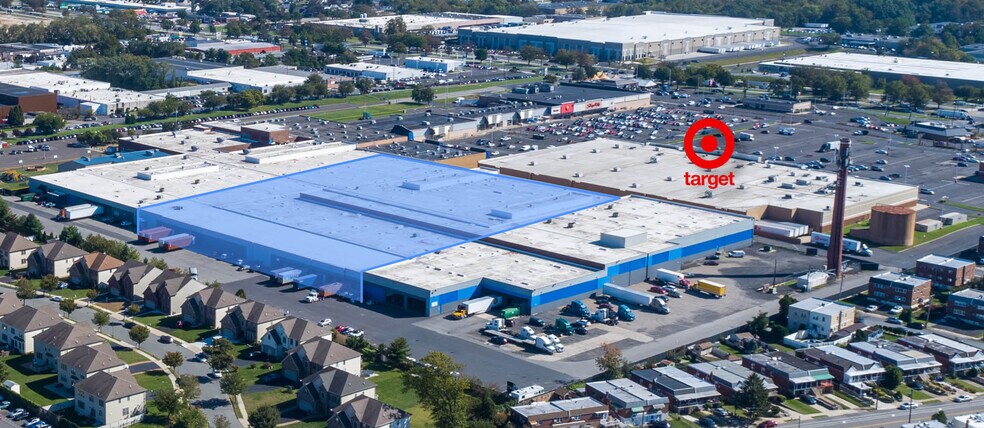 11200 Roosevelt Blvd, Philadelphia, PA à louer - Photo du bâtiment - Image 2 de 4