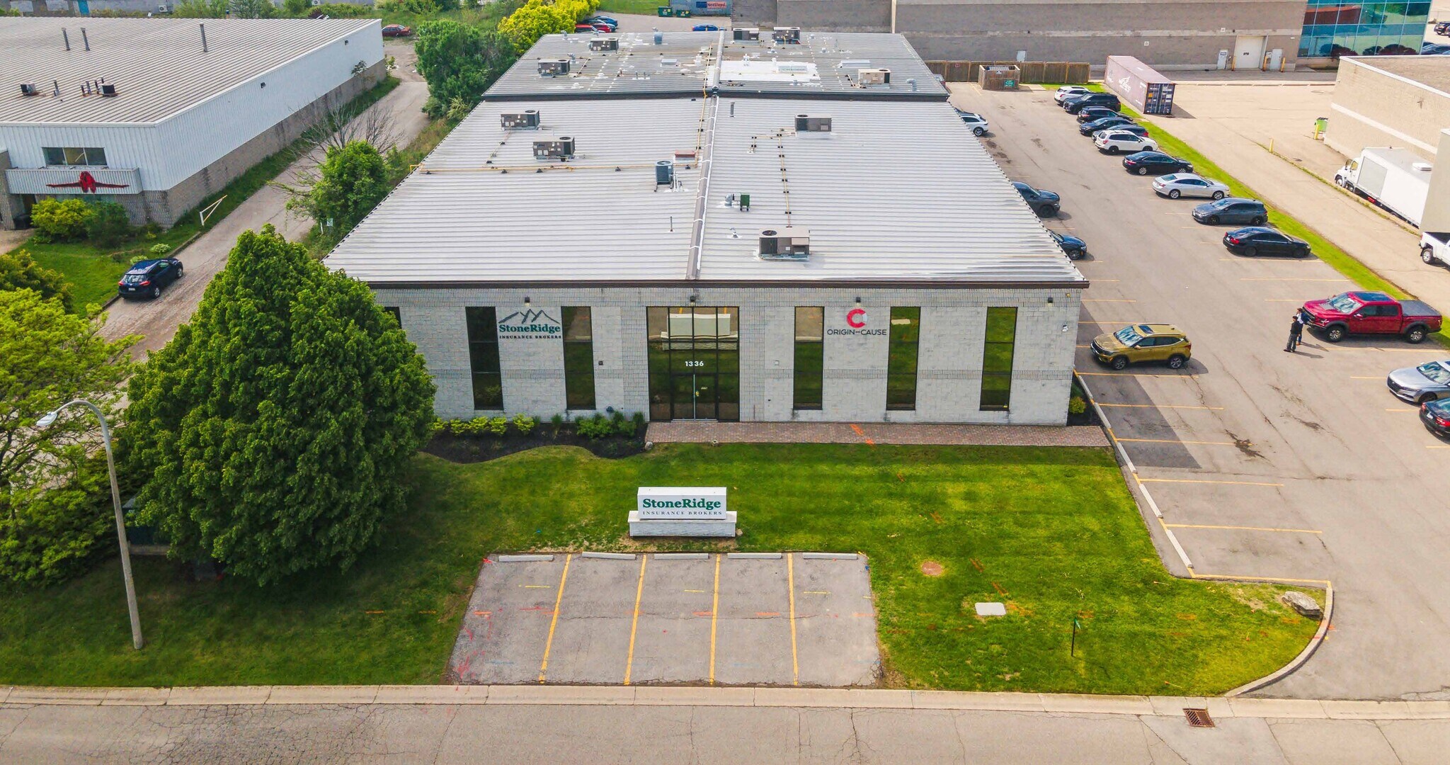 1336 Sandhill Dr, Hamilton, ON for lease Building Photo- Image 1 of 4