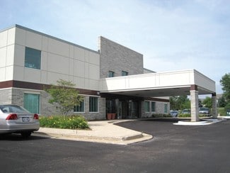 More details for 10945 N Port Washington Rd, Mequon, WI - Office for Lease