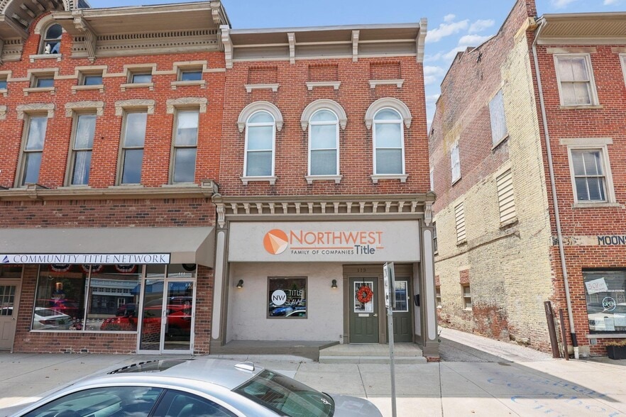 113 W Main St, Circleville, OH for lease - Primary Photo - Image 1 of 12