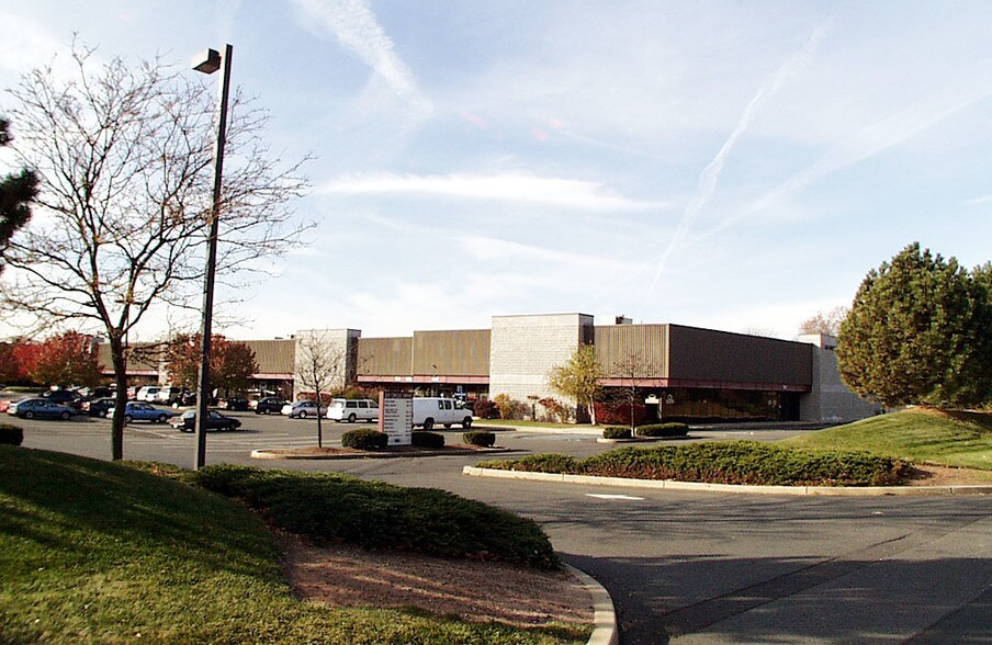 201 Circle Dr N, Piscataway, NJ à louer - Photo du bâtiment - Image 3 de 13