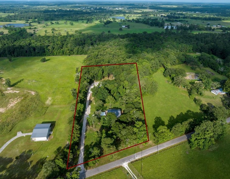 382 Hawthorne Rd, New Waverly, TX for sale - Primary Photo - Image 1 of 24