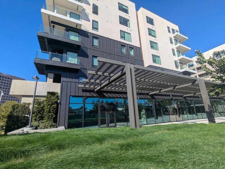 2103 Rivington, Irvine, CA à louer - Photo du bâtiment - Image 2 de 4