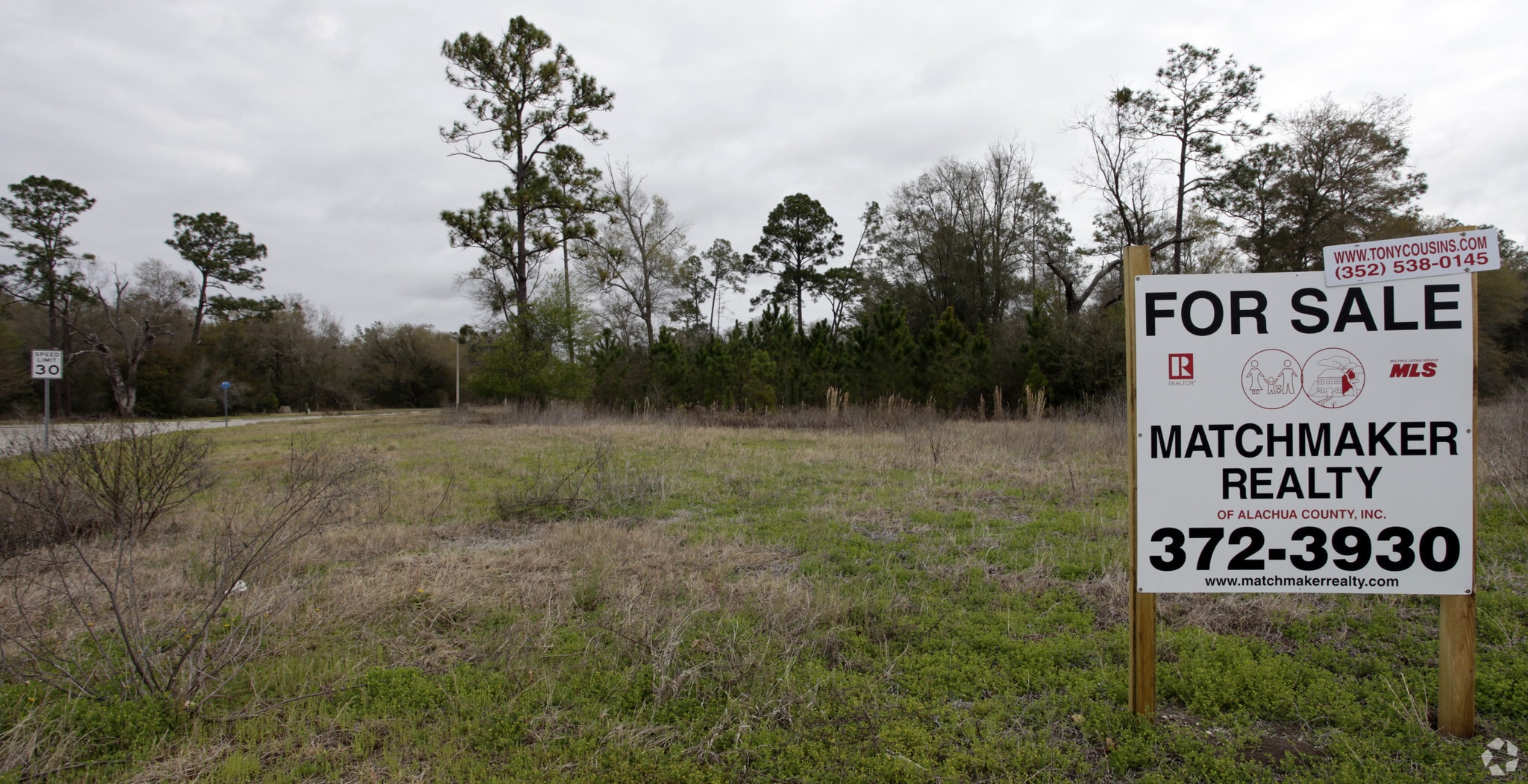 NE 49 Ter, Gainesville, FL for sale Primary Photo- Image 1 of 3