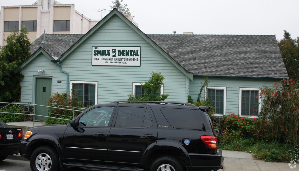 1041 McKeever Ave, Hayward, CA for sale - Building Photo - Image 3 of 25