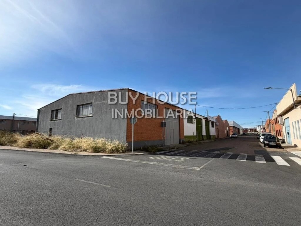 Industrial in Illescas, Toledo for sale Primary Photo- Image 1 of 7