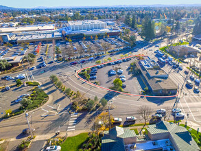 1202-1220 W Steele Ln, Santa Rosa, CA - Aérien  Vue de la carte