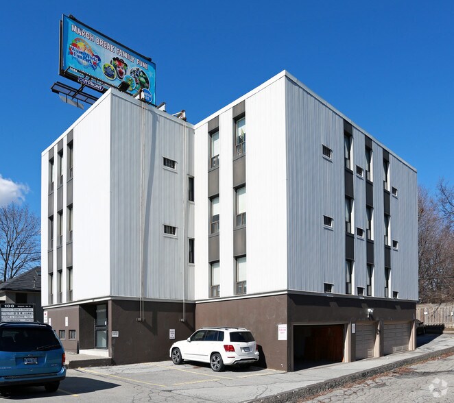 100 Sheppard Ave W, Toronto, ON à vendre - Photo principale - Image 1 de 1