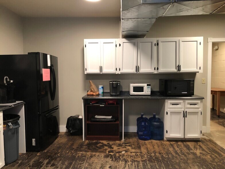119 S Madison St, Thomasville, GA à louer - Photo du bâtiment - Image 3 de 13