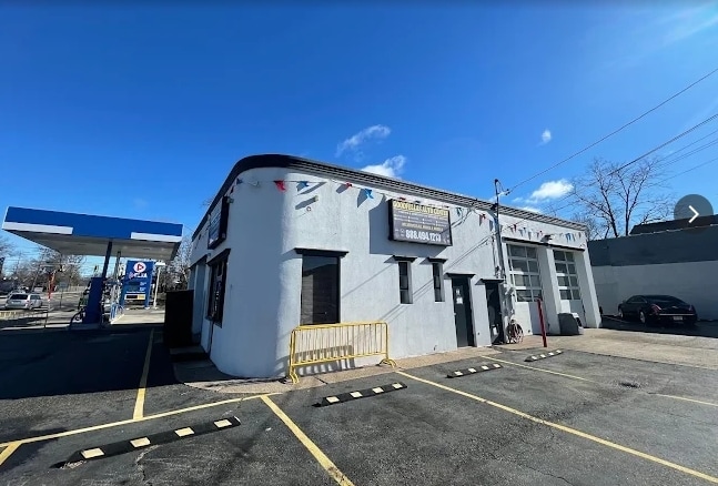 90 Hackensack Ave, Hackensack, NJ à vendre - Photo du bâtiment - Image 3 de 6