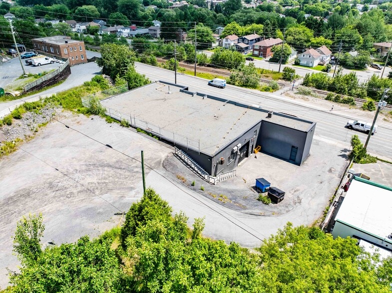 633 Lorne St, Sudbury, ON for lease - Building Photo - Image 1 of 10