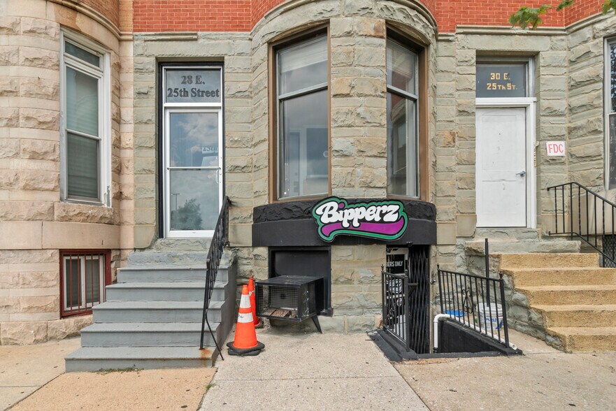 28 E 25th St, Baltimore, MD à louer - Photo du bâtiment - Image 2 de 11
