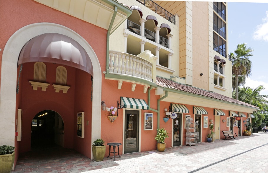 5781 Cape Harbour Dr, Cape Coral, FL for lease - Building Photo - Image 2 of 15