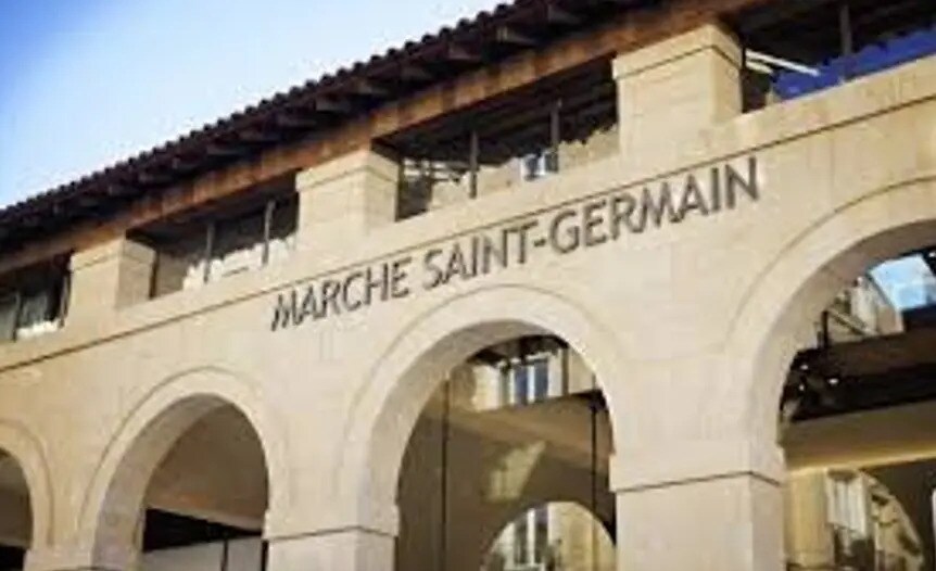 Retail in Paris for sale Building Photo- Image 1 of 2