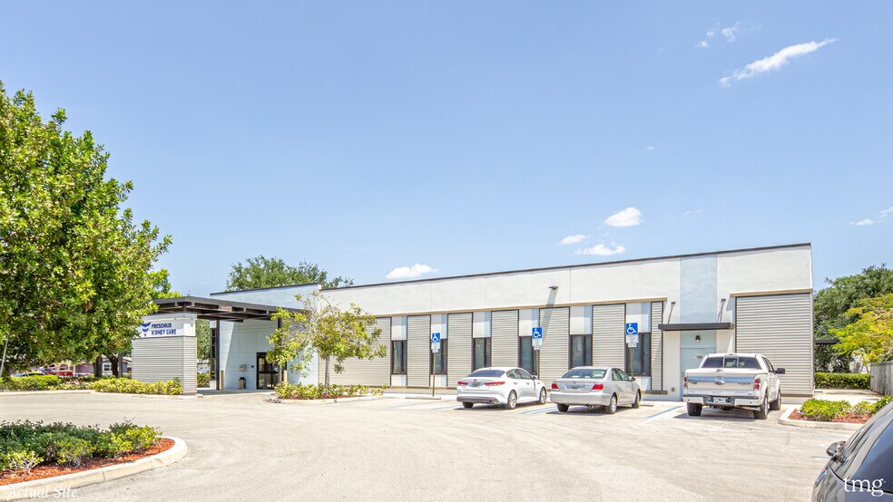 8100 Johnson St, Pembroke Pines, FL à vendre - Photo du bâtiment - Image 3 de 10