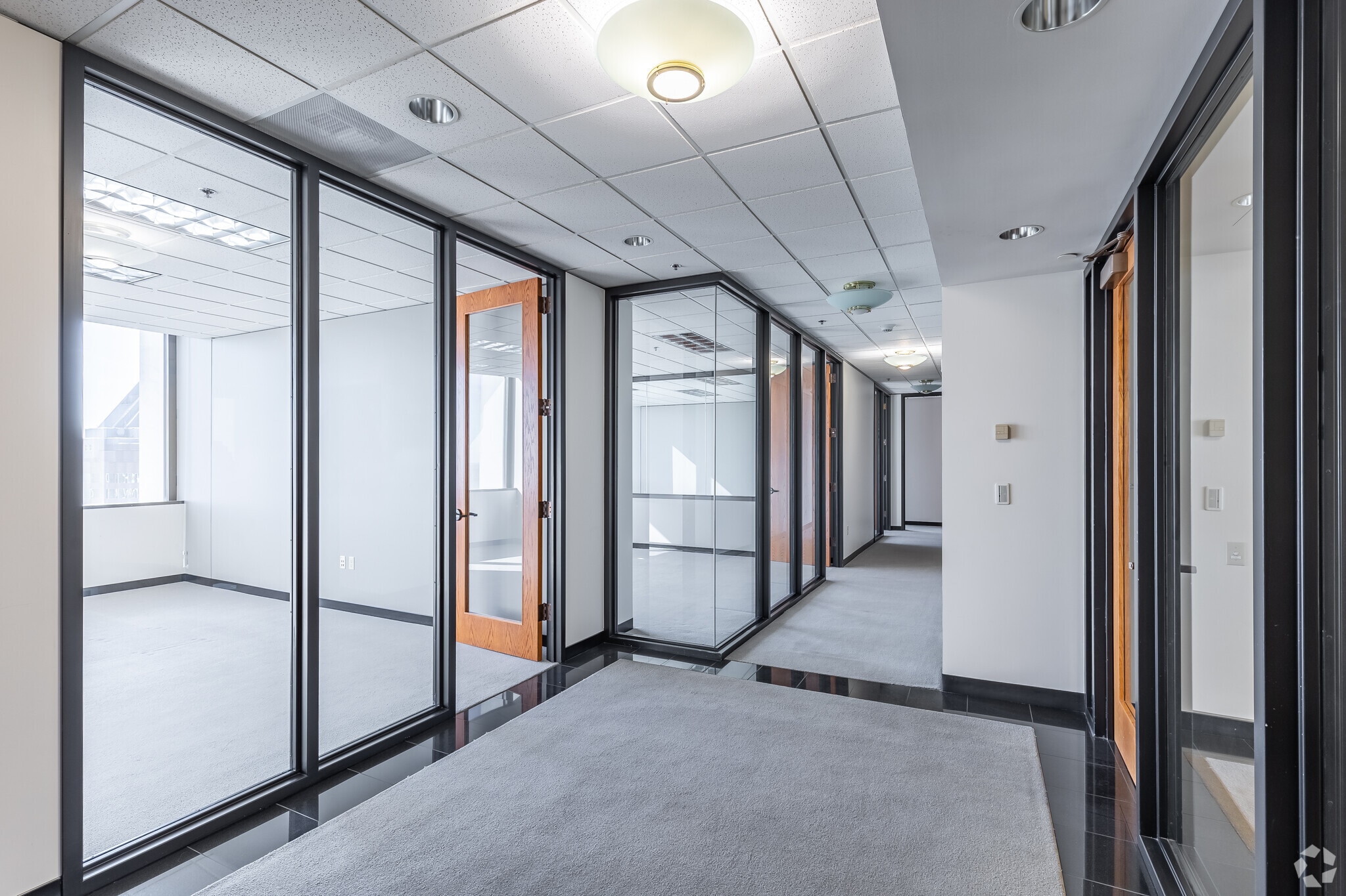 1300 SW Fifth Ave, Portland, OR à louer Photo intérieure- Image 1 de 3