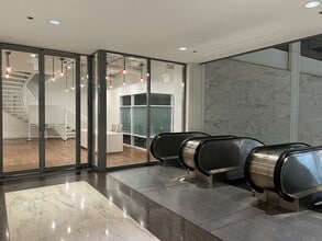 33 W Monroe St, Chicago, IL for lease Interior Photo- Image 2 of 10