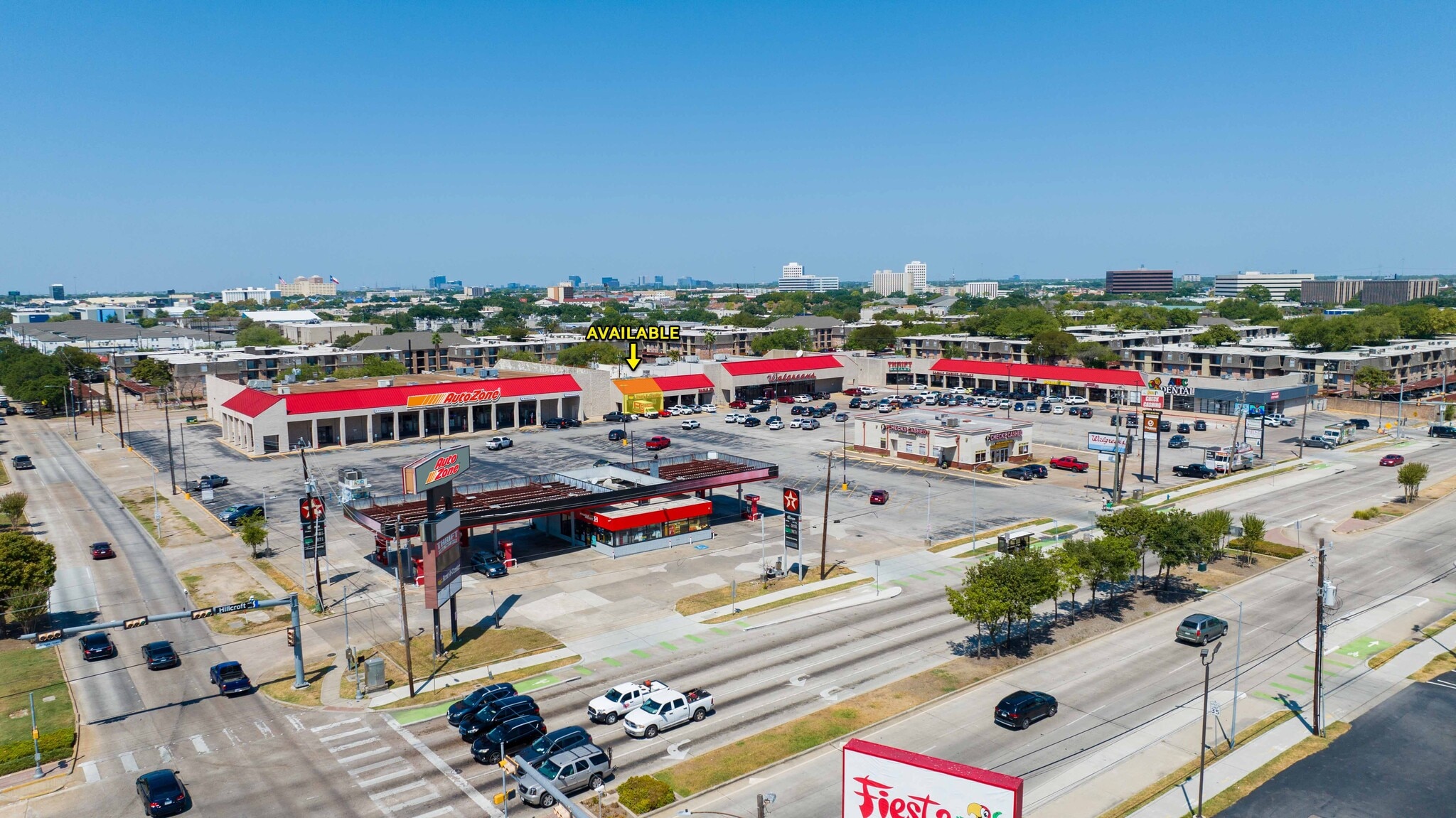 6700-6744 Hillcroft Ave, Houston, TX for lease Primary Photo- Image 1 of 3