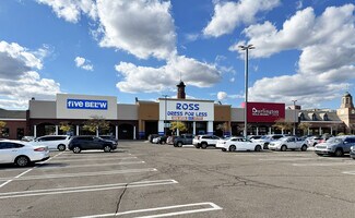Plus de détails pour 23675-23765 Greenfield Rd, Southfield, MI - Commerce de détail à louer