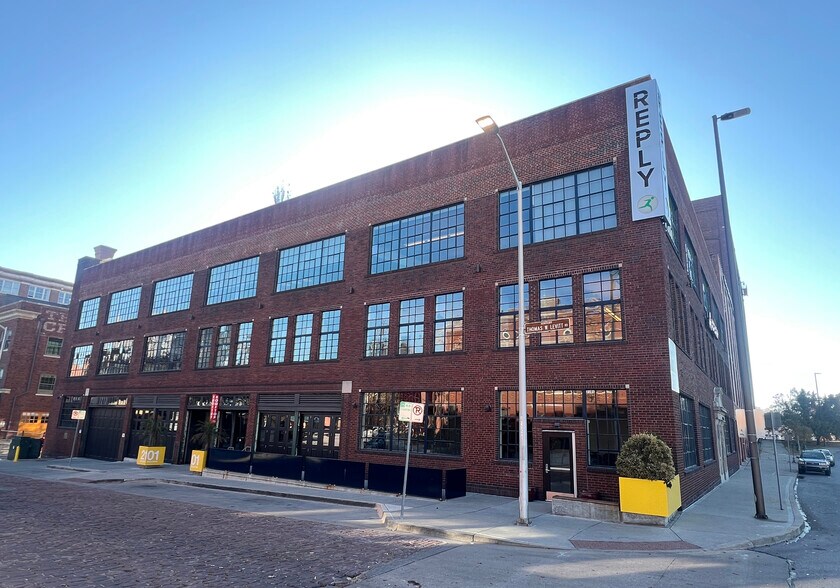 2101 Broadway St, Kansas City, MO à louer - Photo principale - Image 1 de 5