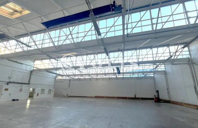 Flex in Massy for lease - Interior Photo - Image 2 of 8