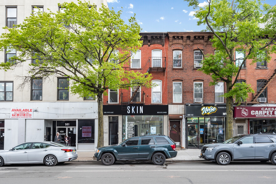 585 5th Ave, Brooklyn, NY à vendre - Photo du bâtiment - Image 1 de 1