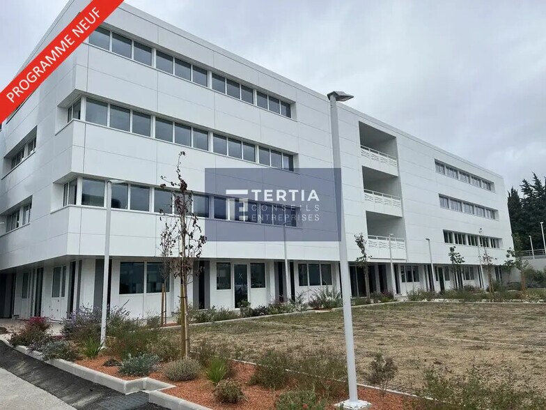 Office in Montpellier for lease - Building Photo - Image 2 of 10