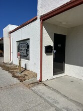 102 Flagship Dr, Lutz, FL for lease Building Photo- Image 2 of 11