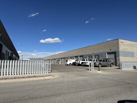 Sunland Trade Center - Warehouse