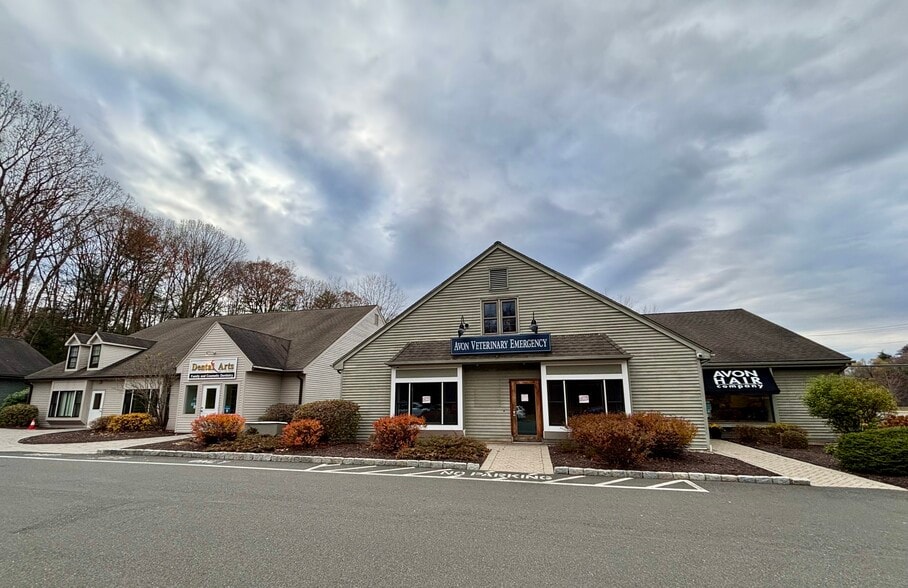 9 Avonwood Rd, Avon, CT for lease - Building Photo - Image 1 of 15