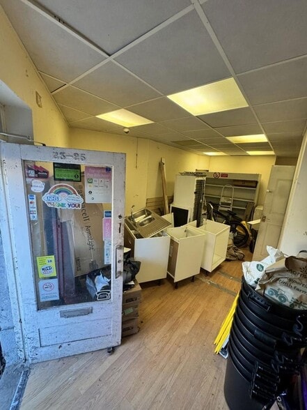 23-25 Mayfair Rd, Darlington à vendre - Photo intérieure - Image 2 de 4