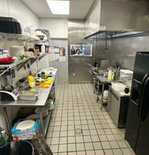 Retail in Orlando, FL for lease Interior Photo- Image 1 of 3