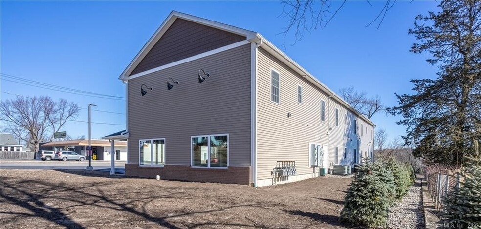 642 Stafford Ave, Bristol, CT for lease - Building Photo - Image 3 of 7