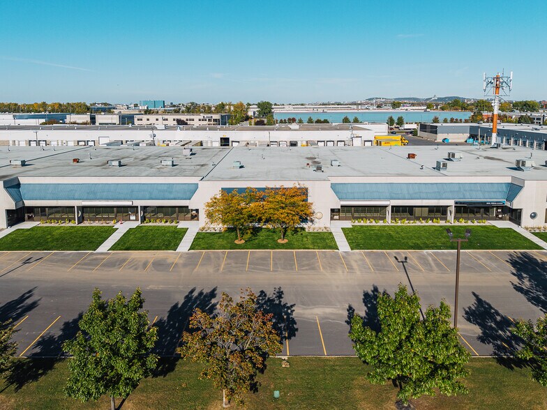 2024-2080 32e Av, Lachine, QC à louer - Photo du bâtiment - Image 2 de 6
