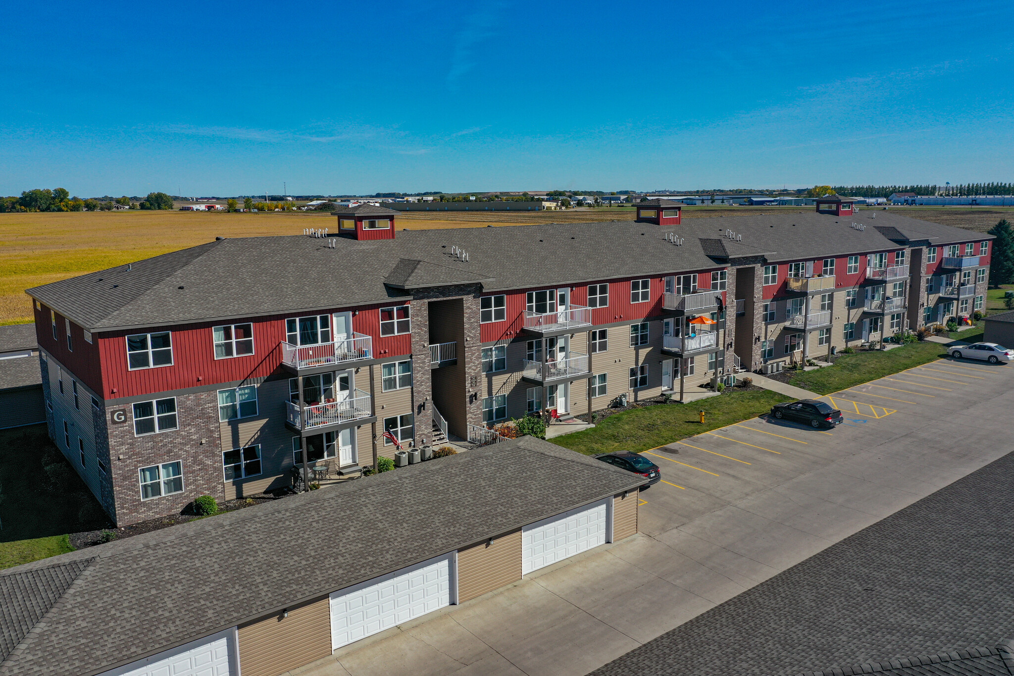 1810 5th Ave NE, East Grand Forks, MN à vendre Photo du bâtiment- Image 1 de 1