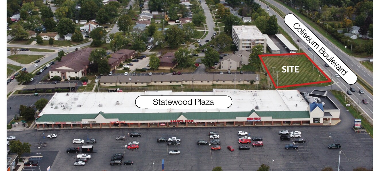 3903 E State Blvd, Fort Wayne, IN à louer Photo principale- Image 1 de 2