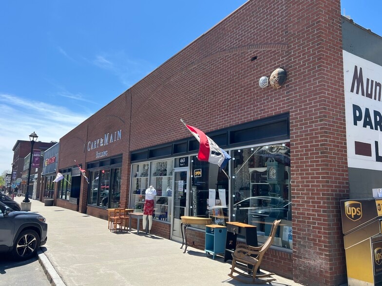 443 Railroad St, Saint Johnsbury, VT for sale - Building Photo - Image 2 of 3