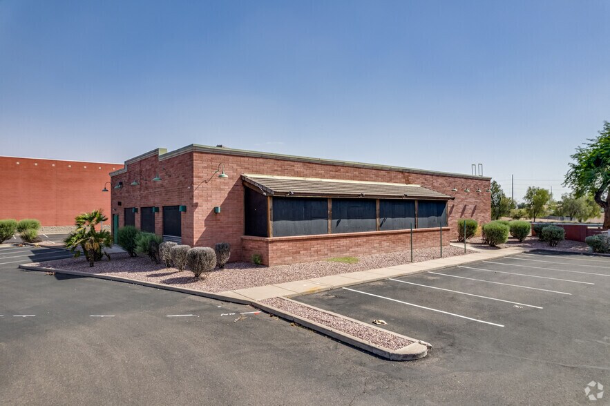 2710-2734 W Bell Rd, Phoenix, AZ à louer - Photo du bâtiment - Image 3 de 17