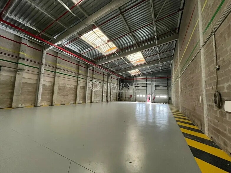 Flex dans Bonneuil-sur-Marne à louer - Photo du bâtiment - Image 2 de 5